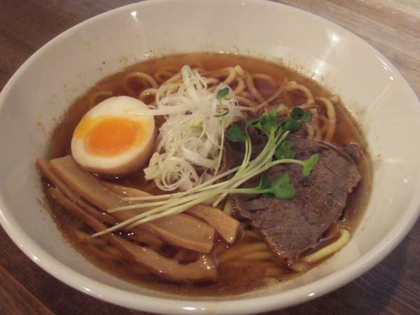 牛骨らあめん　うしおととら