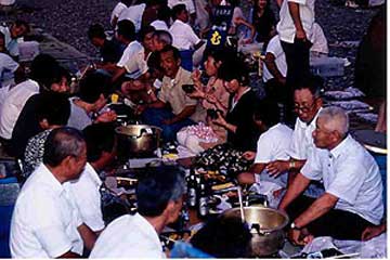 『愛媛のいもたき』元祖大洲のいもたき
（大洲市観光協会）