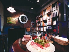 Cafe Bleu（カフェブリュ）