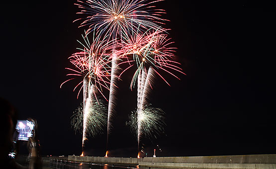 双海の夏祭り 花火写真