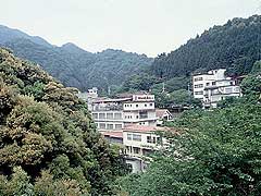 鈍川温泉峡（鈍川せせらぎ交流館）