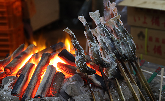 平家谷そうめん流し ニジマスの塩焼き写真